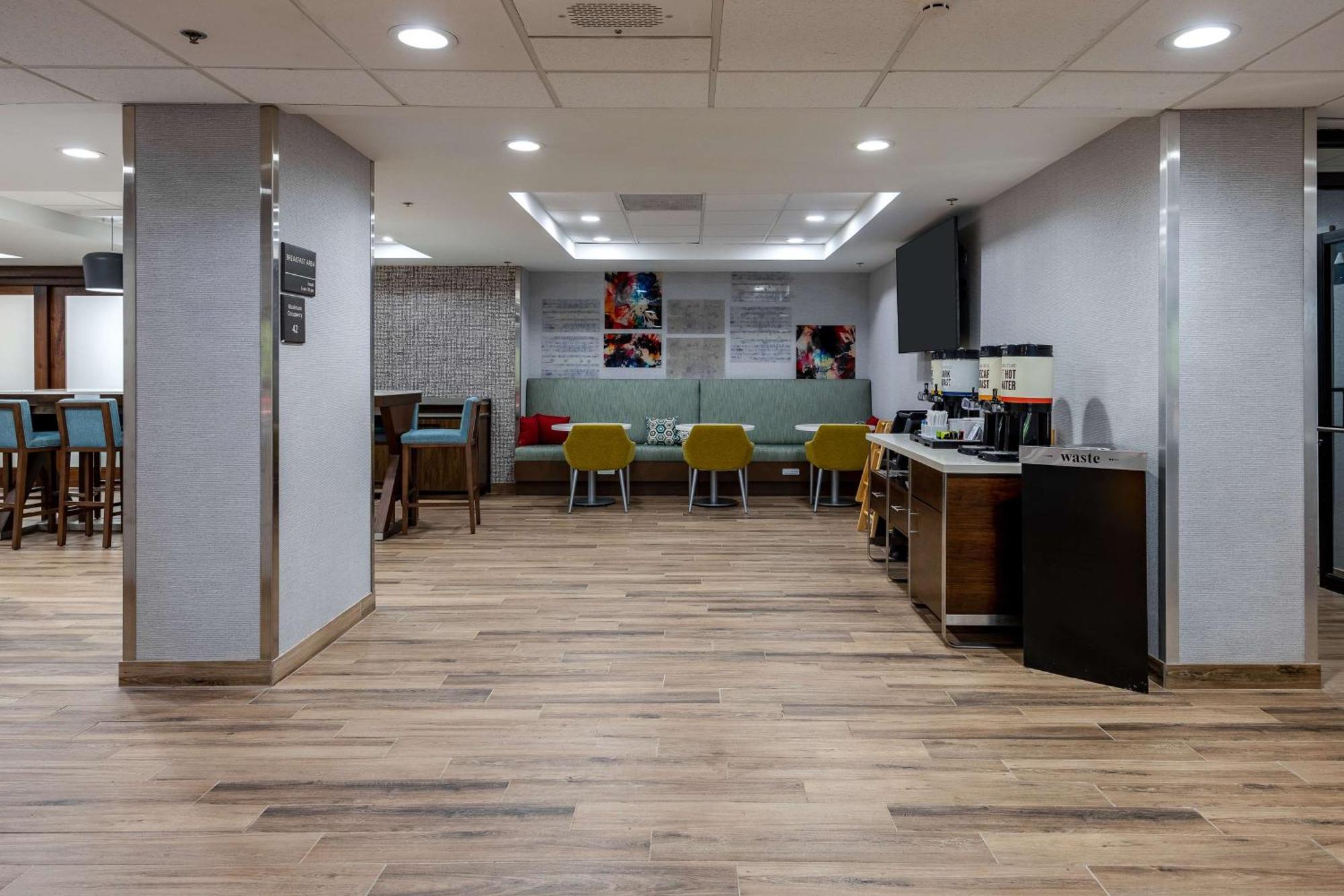 Hampton Inn & Suites Alpharetta Roswell מראה חיצוני תמונה