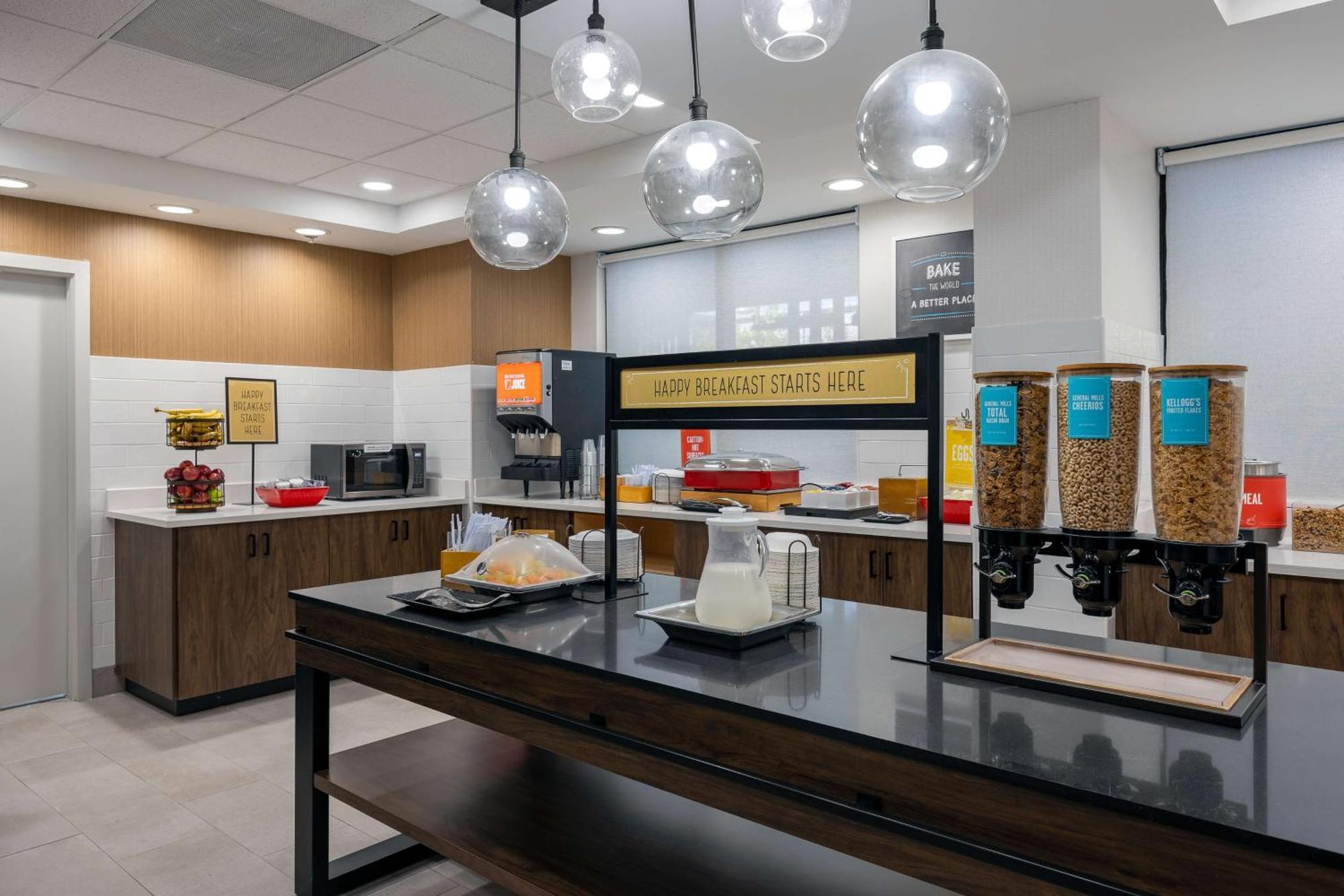 Hampton Inn & Suites Alpharetta Roswell מראה חיצוני תמונה