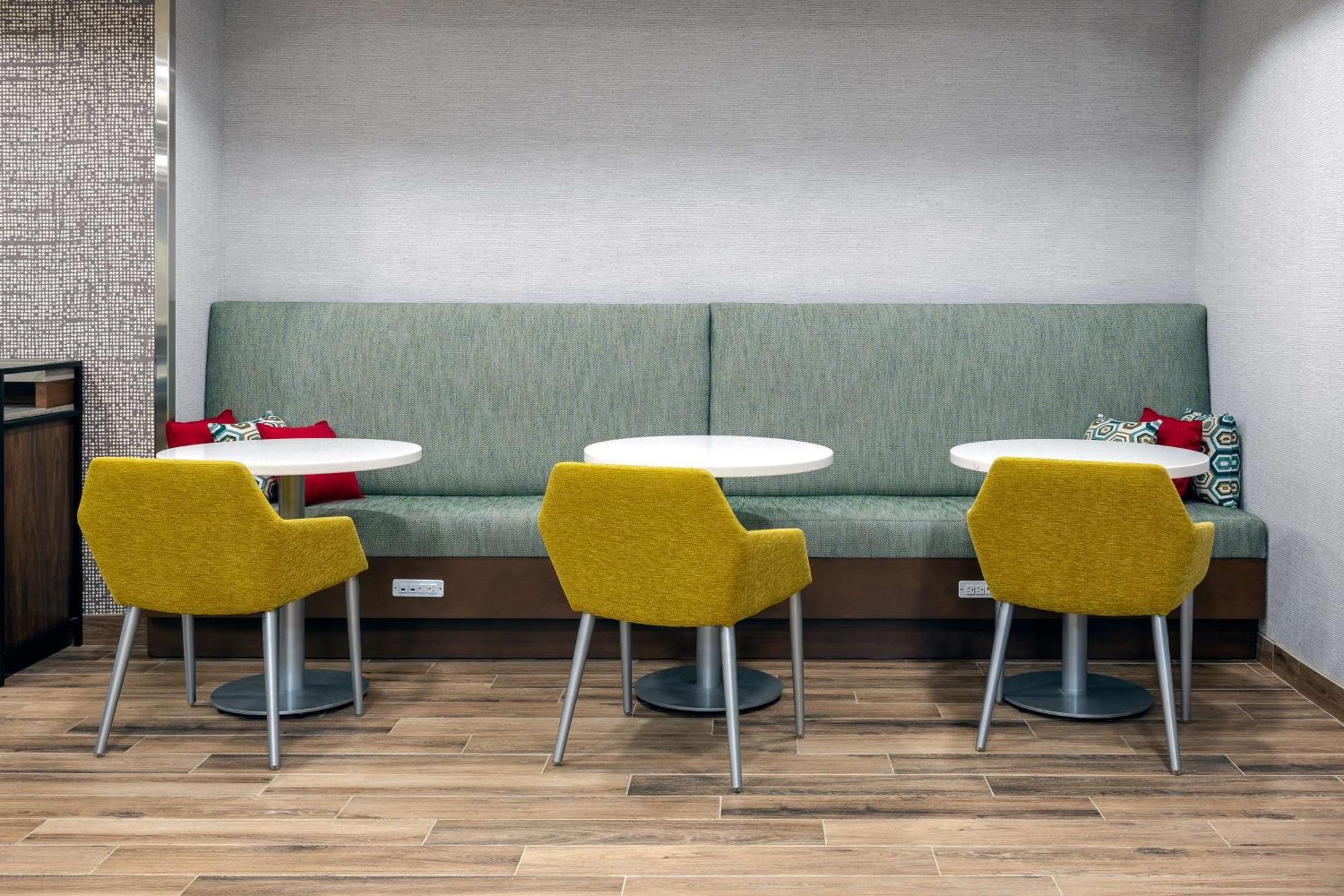 Hampton Inn & Suites Alpharetta Roswell מראה חיצוני תמונה